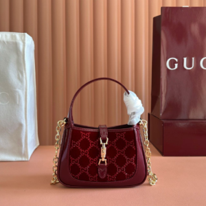 gucci شنطة نسائي