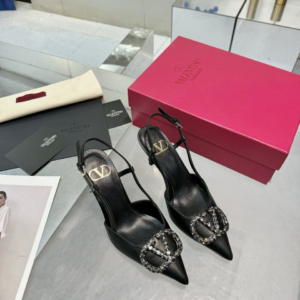 valentino حذاء نسائى