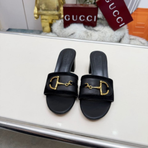 gucci حذاء نسائى
