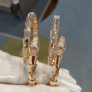 van cleef & arpels اسورة نسائية