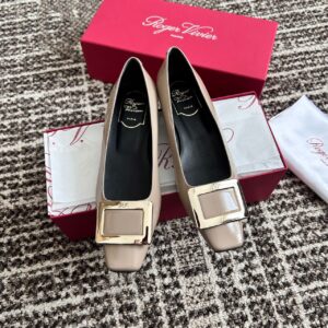 roger vivier حذاء نسائى