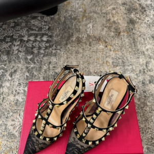 valentino حذاء نسائى