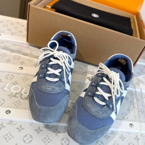 louis vuitton حذاء