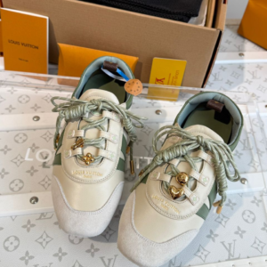 louis vuitton حذاء