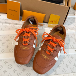 louis vuitton حذاء نسائى