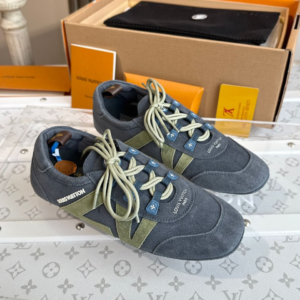 louis vuitton حذاء نسائى