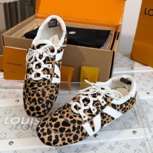 louis vuitton حذاء نسائى