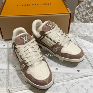 louis vuitton حذاء