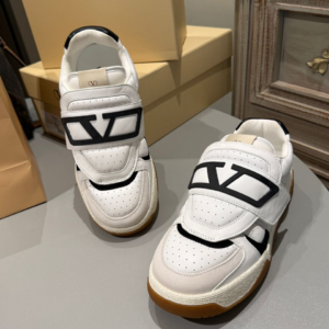 valentino حذاء رجالى