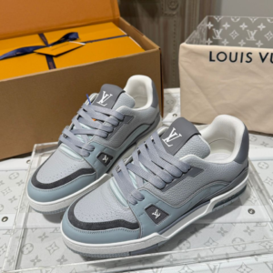 louis vuitton حذاء