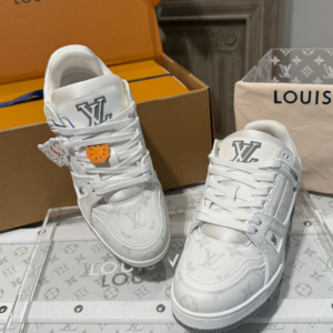 louis vuitton حذاء