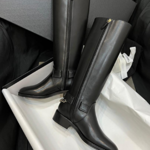 burberry حذاء نسائى