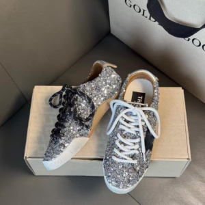 golden goose حذاء