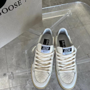 golden goose حذاء نسائى