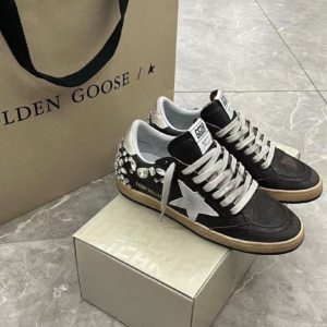 golden goose حذاء نسائى