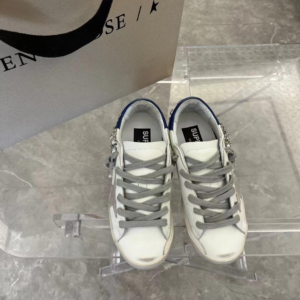 golden goose حذاء نسائى